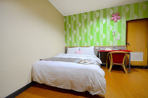 Baoshan Hotel Чжунли Экстерьер фото